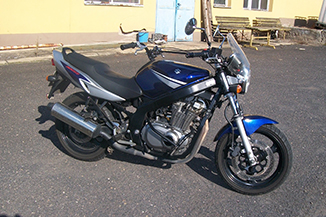 SUZUKI GS500